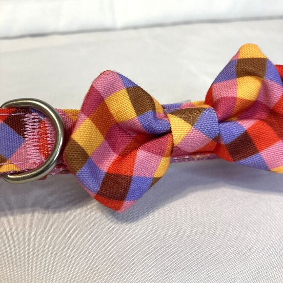 Top Paw Lovable Plaid Bowtie Collar Size Medium Multicolored Valentine Theme - Picture 3 of 10